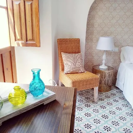 Apartment Vivienda Turistica Califato En Casco Historico *