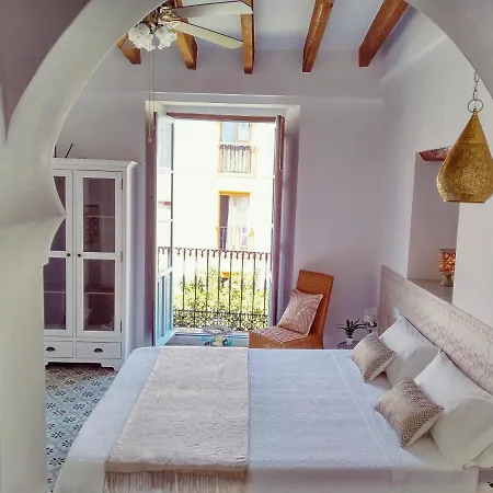Vivienda Turistica Califato En Casco Historico * Cordoba