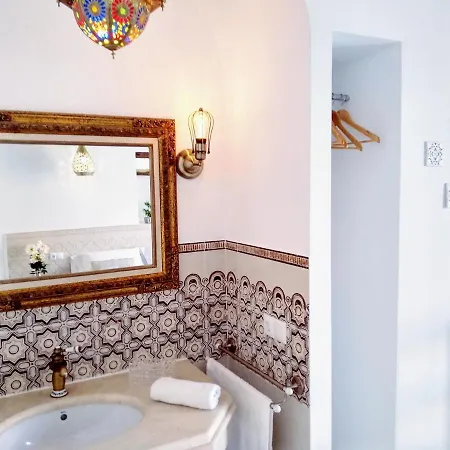 Apartment Vivienda Turistica Califato En Casco Historico